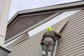 Siding Removal and Disposal in Crewe, VA